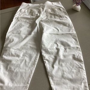 Banana Republic barrel jeans, cropped, ivory, SZ 12R. NWT